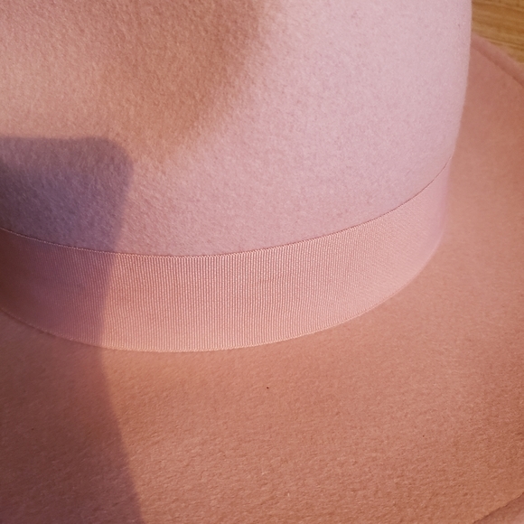 Hat - Picture 7 of 7